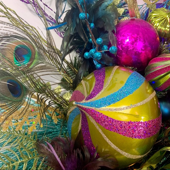 Peacock Contemporary Christmas Wreath With Lights - Picture 10 of 11